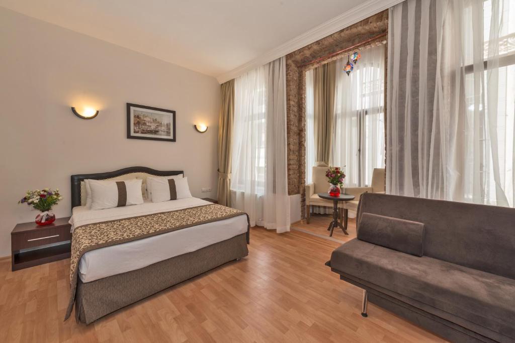 Отель Taxim Marin 3*